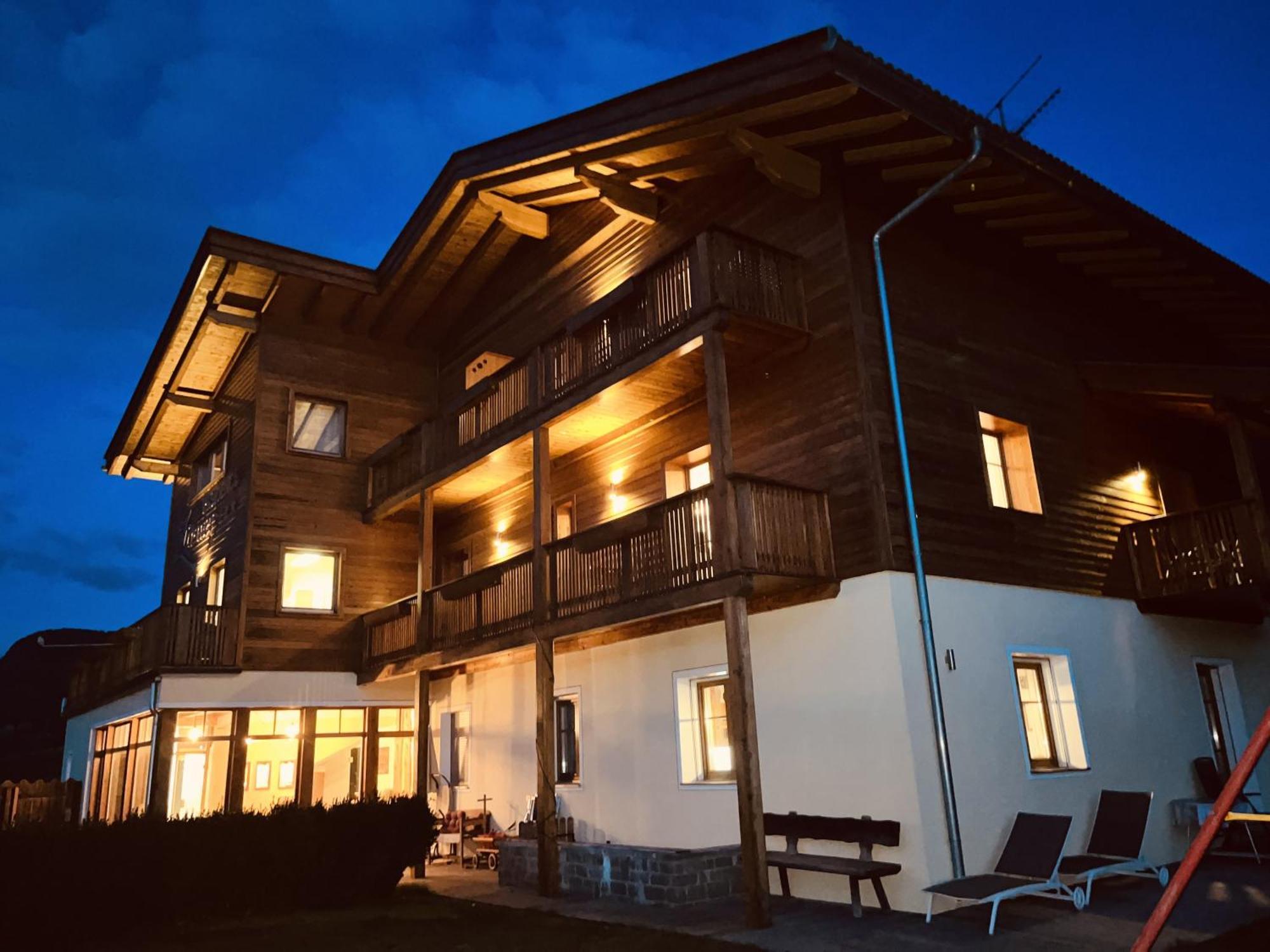 Residence Zirmer Wohnung Wasser กัสเตลรอตโต ภายนอก รูปภาพ
